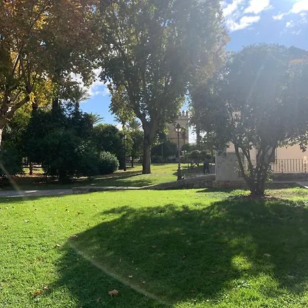 A Estrenar A Un Minuto Del Alcazar Lägenhet